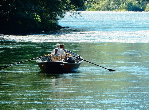 Family in McKenzie drift boat